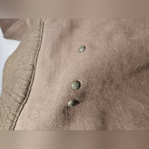 Lululemon Men's Jacket. Brown. Measurements in pictures - Picture 9 of 13